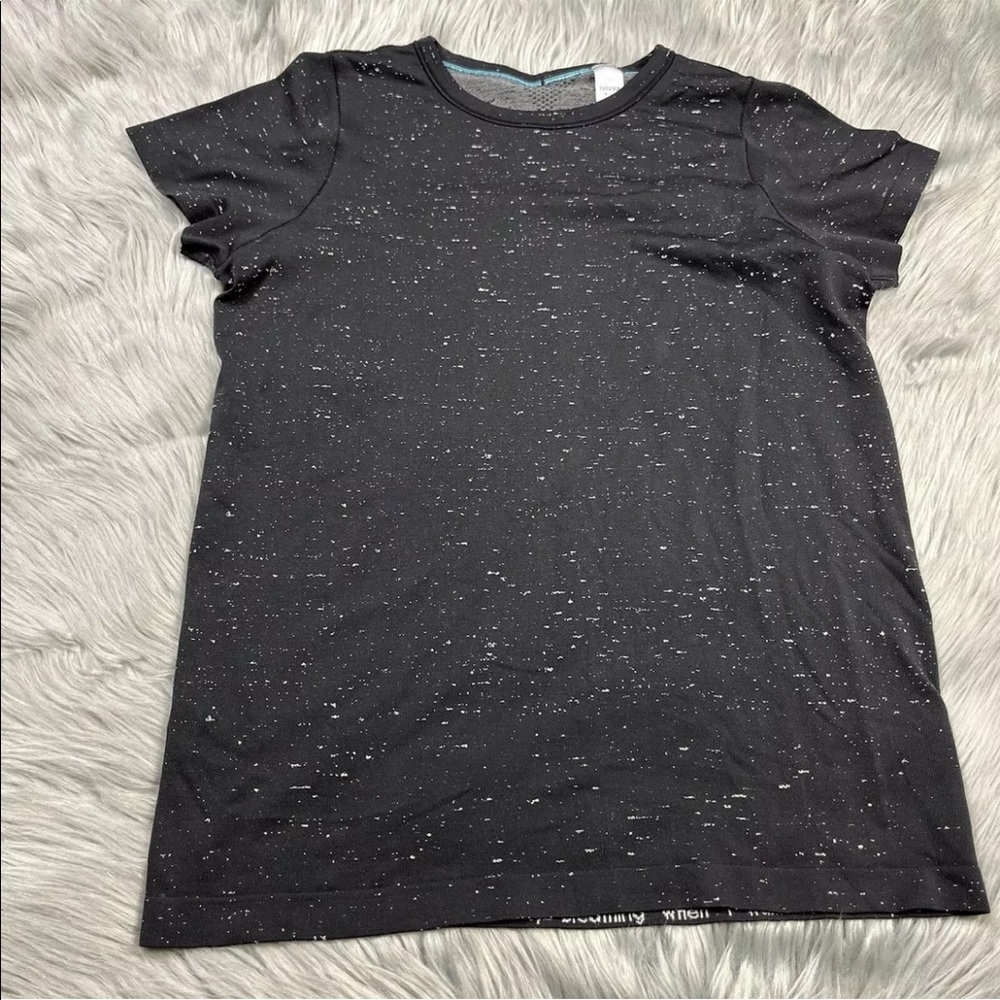 Ivivva Girls Black White Speckle Short Sleeve Active Shirt Size 12